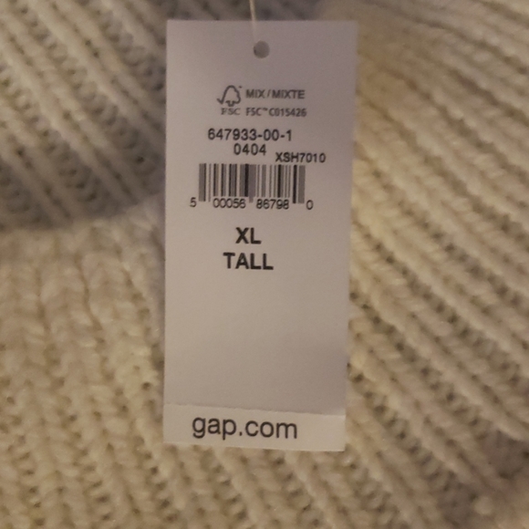 GAP Sweater - Picture 2 of 2